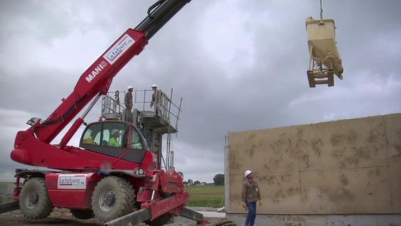 Les murs en terre de chantier